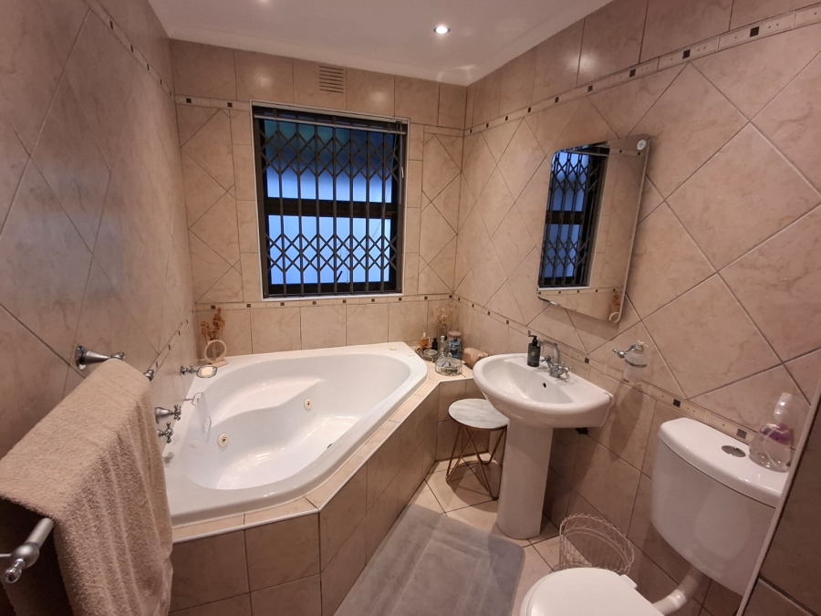 To Let 3 Bedroom Property for Rent in De Bron Western Cape